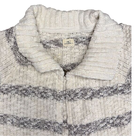 O'Neill Gray and Cream Cardigan Sweater Sz L - Picture 3 of 11